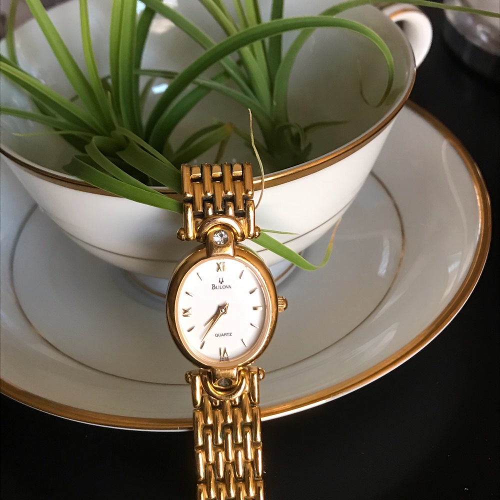 Bulova Women’s watch gold